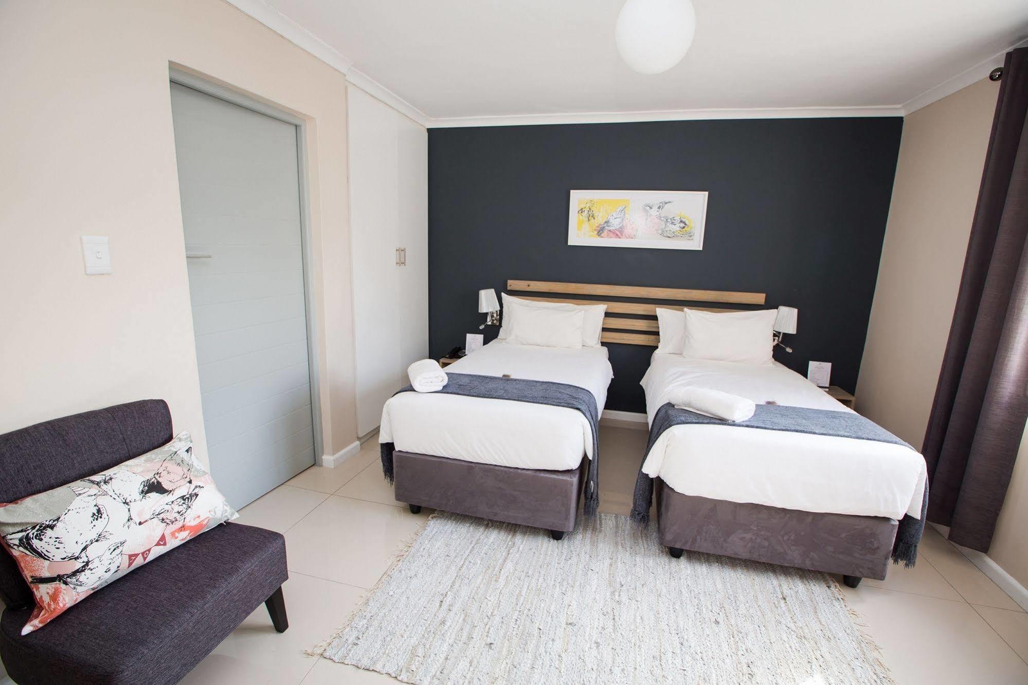New National Hotel And Conference Parow Luaran gambar